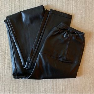 << daria leather leggings >>